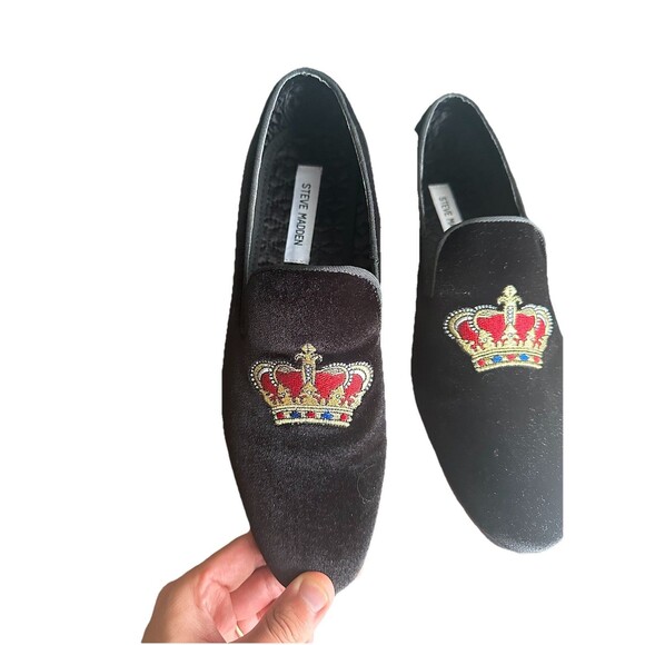 Steve Madden Velvet/ Suede Crown Loafers main image 4